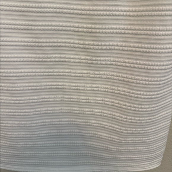 Anthropologie Textured White Tank Top - Picture 4 of 12